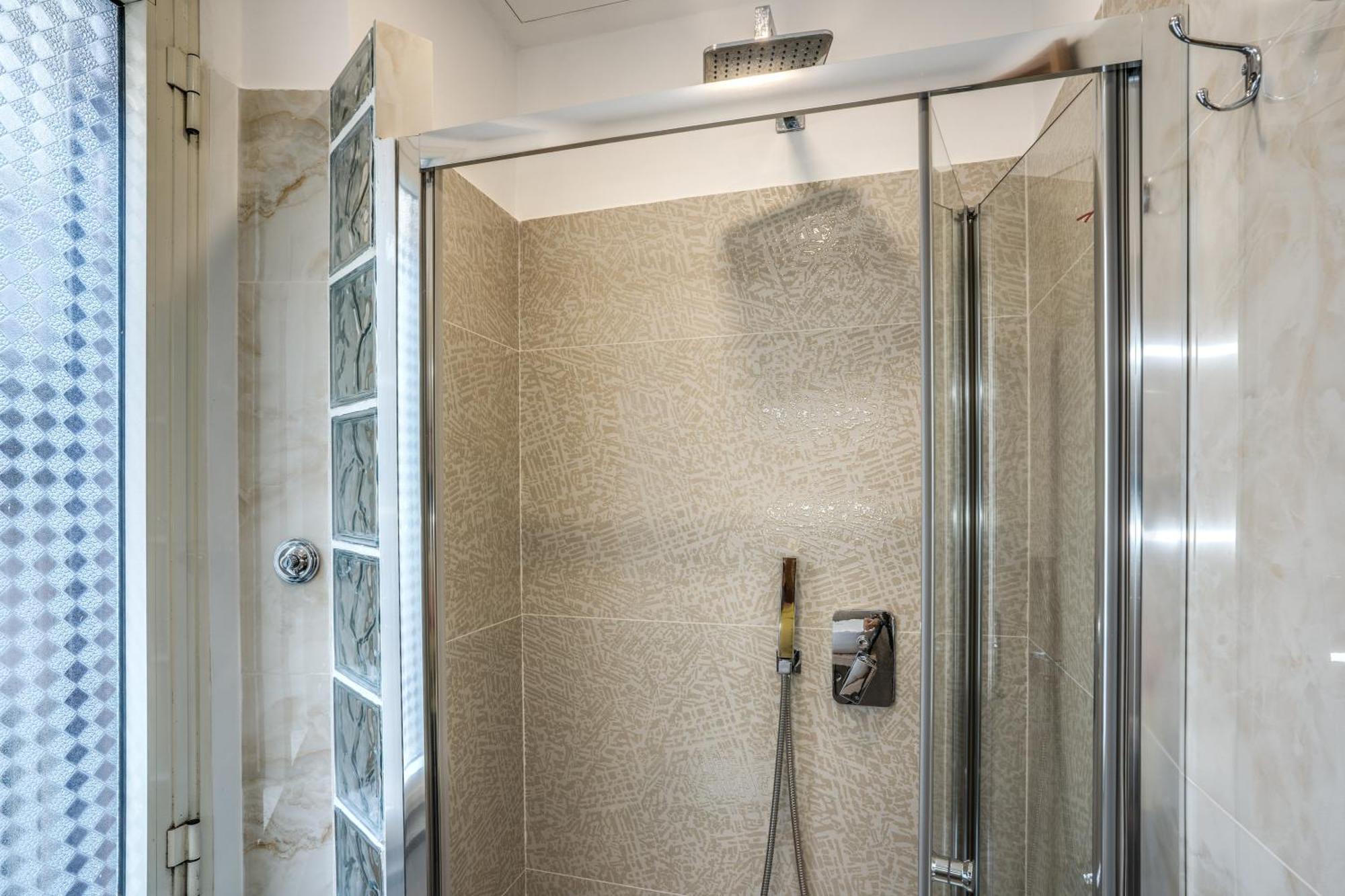Appartement Fontana Di Trevi Charming Rome