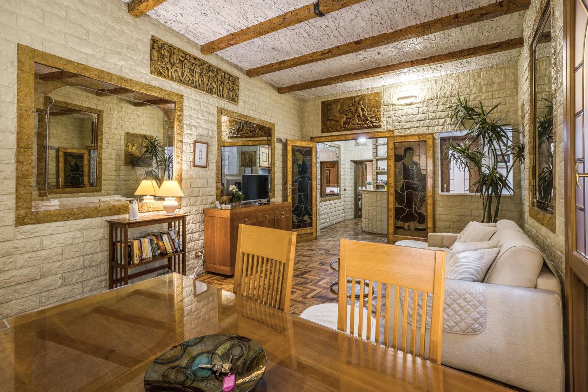 Appartement Fontana Di Trevi Charming Rome